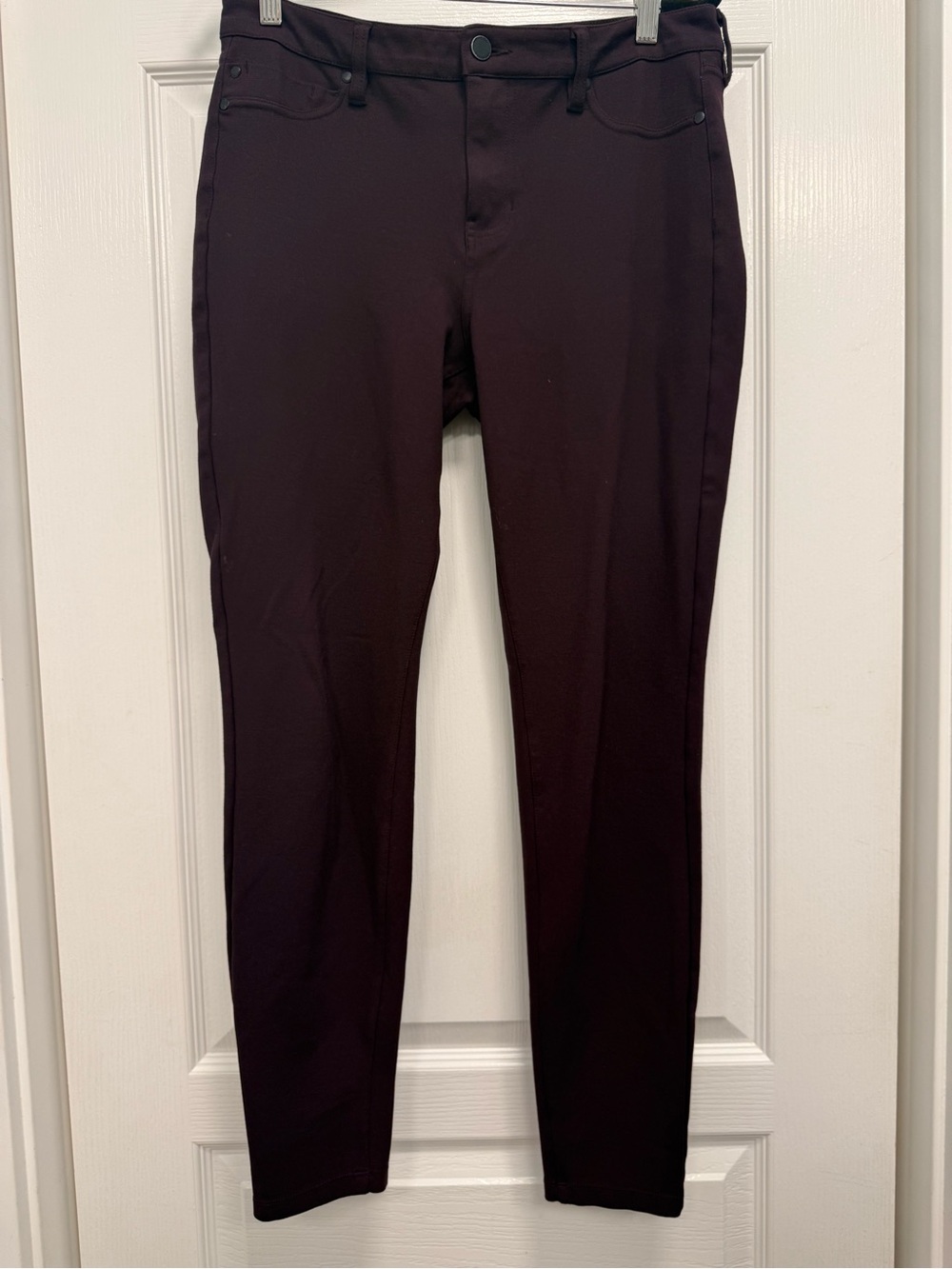 Liverpool Women’s Slim Stretch Pants in Deep Plum